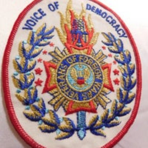 VOICE OF DEMOCRACY PATCH VETERANS OF FOREIGN AFFAIRS - Picture 4 of 4